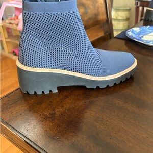 Van Eli Blue Mesh Ankle Boots